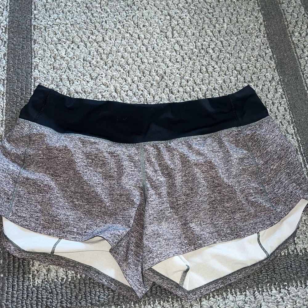 lululemon speed up shorts size 6